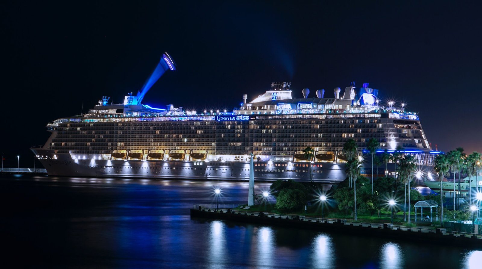 Cruise Ship